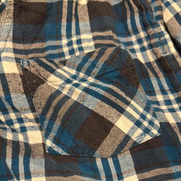 WindRiver Plaid Flannel Shirt - Classic Comfort - Picture 5 of 5